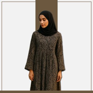 Black and ivory paisley print abaya by Zeenaya